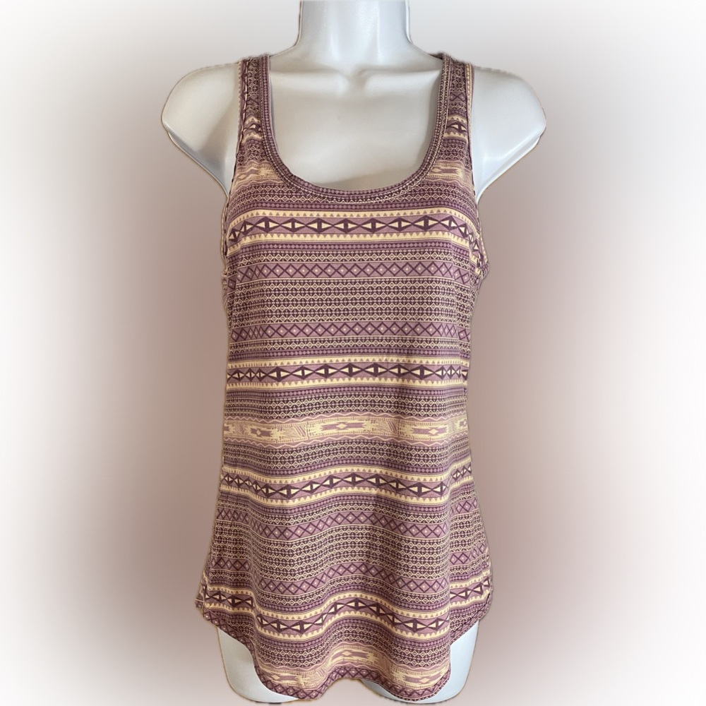 BKE Woman’s Tank medium Native Print Stretch